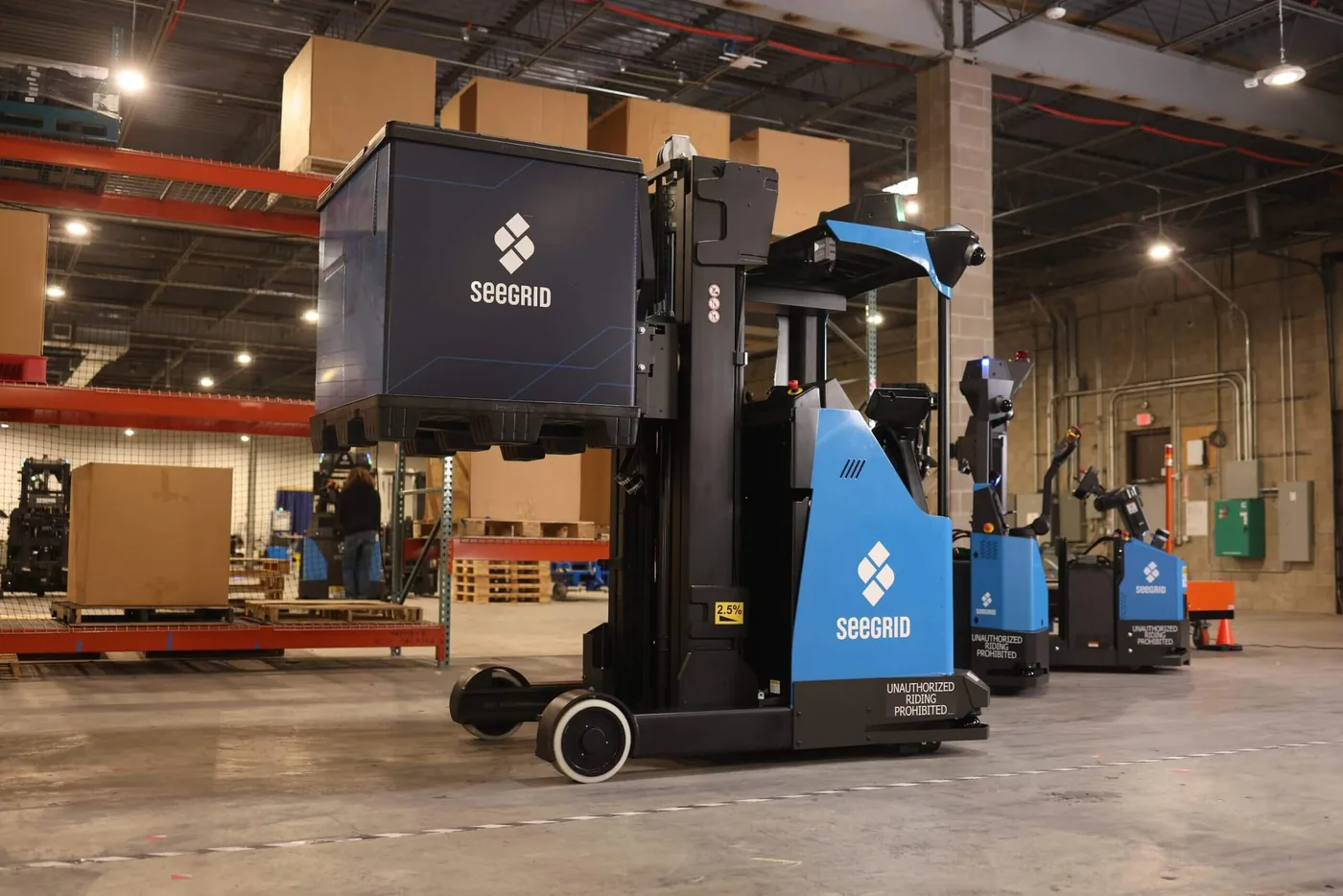 Seegrid Lift CR1 autonomous counterbalanced lift truck